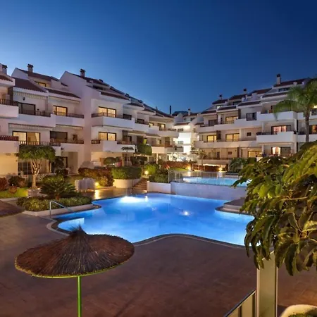 شقة Apt, With Wifi, Kitchen, Heated Pool, Cristianos Beach, Shopping