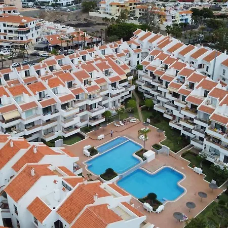 شقة Apt, With Wifi, Kitchen, Heated Pool, Cristianos Beach, Shopping لوس كريستيانوس