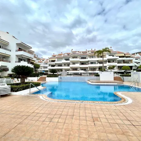 公寓 Apt, With Wifi, Kitchen, Heated Pool, Cristianos Beach, Shopping *